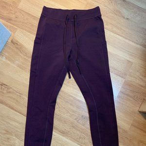 Alo Plum Leggings